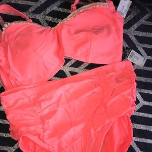 NWT 2 piece bathing suit